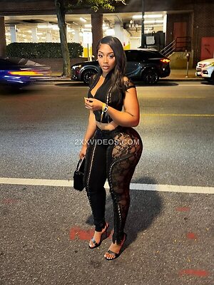 Nneka photo