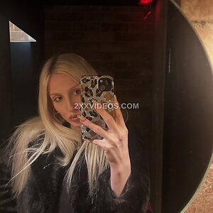 noturavgbl0nde Nude Leaked Photo #6