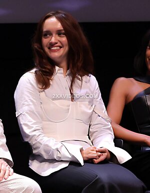 Olivia Cooke photo