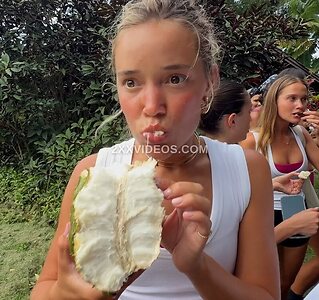 Olivia Ponton photo