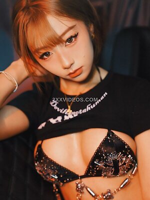 Osidori Nude Leaked Photo #14