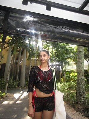 Palak Tiwari Nude Leaked Photo #2