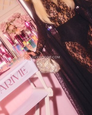 Paris Hilton Nude Leaked Photo #12