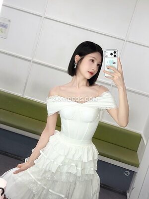 Park Soo-young photo