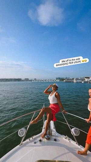 Parker McKenna Posey photo
