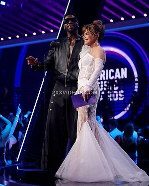 Paula Abdul photo