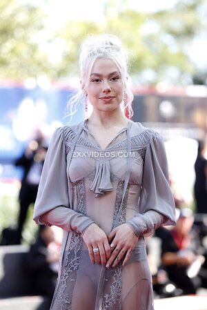 Phoebe Bridgers photo