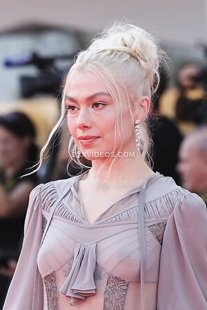 Phoebe Bridgers photo