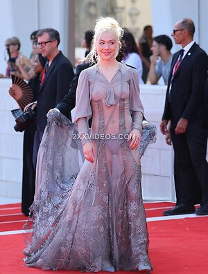 Phoebe Bridgers photo