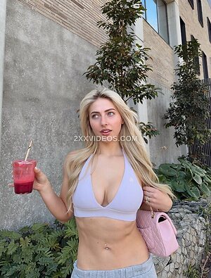 Phoebebzhang Nude Leaked Photo #18