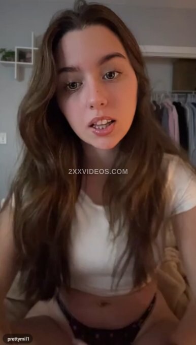 Prettymil1 photo
