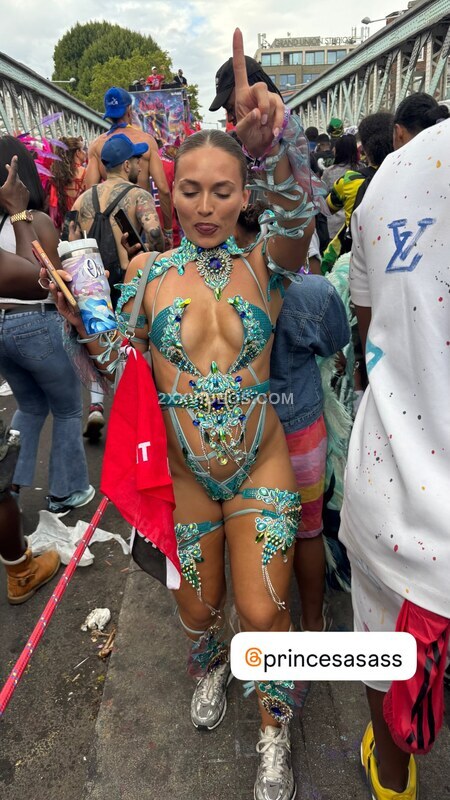 Princesasass photo