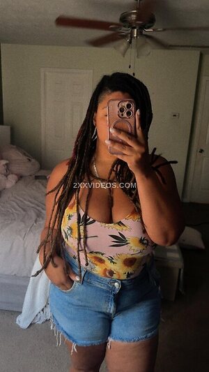 PrincessRisq Nude Leaked Photo #5