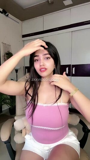 Priyanka Bhuti Nude Leaked Photo #15
