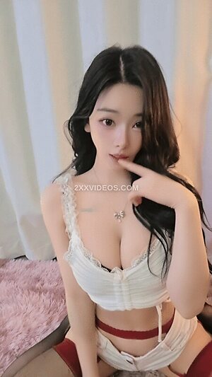 qqqq0q Nude Leaked Photo #2