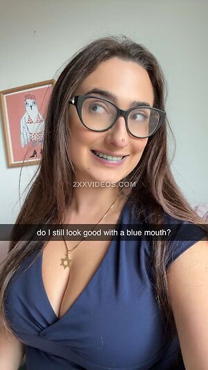 qveenjulia Nude Leaked Photo #5