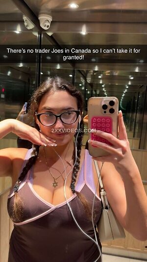qveenjulia photo