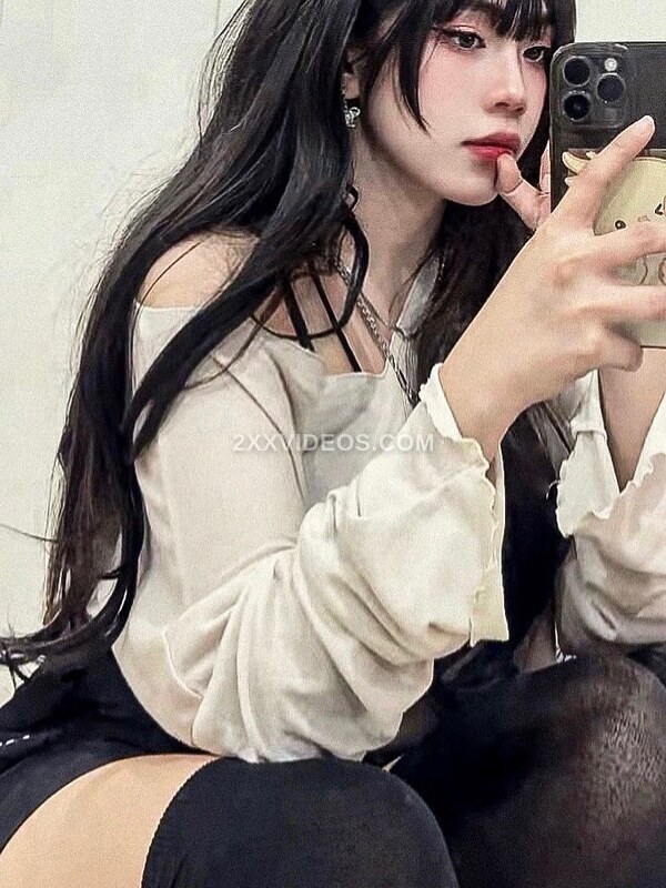 R U A N photo