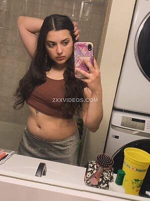Rachael Nude Leaked Photo #5