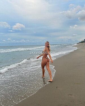 Rachel Green Nude Leaked Photo #16
