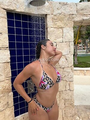 Rebecca Nude Leaked Photo #3