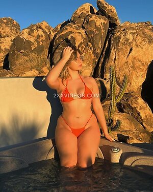 Reddishblu Nude Leaked Photo #4