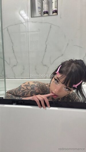 Redroomromance