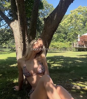 Romy Mars Nude Leaked Photo #4