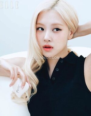 Rosé Nude Leaked Photo #9