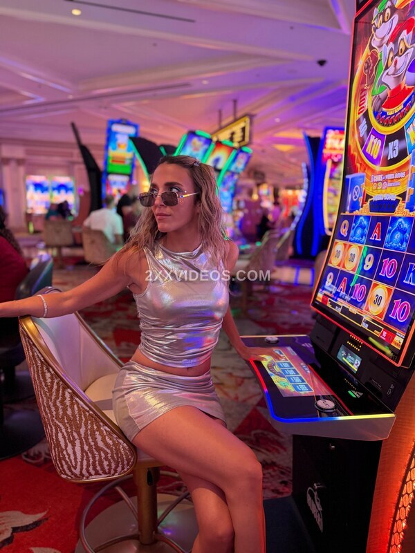 Roxy Striar photo
