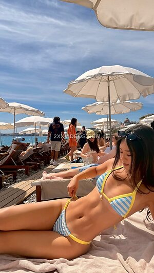 Sally Lee Nude Leaked Photo #8
