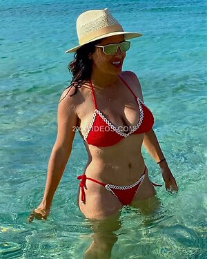 Salma Hayek photo
