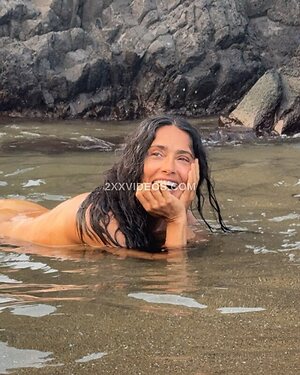 Salma Hayek photo