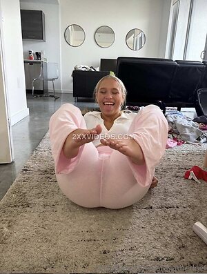 Sara Katherine Nude Leaked Photo #3
