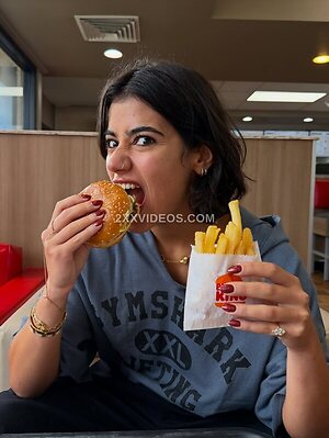 Sara Saffari photo