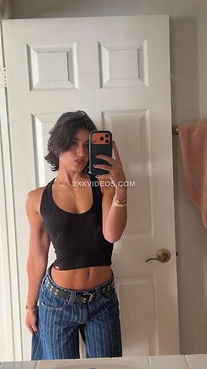 Sara Saffari photo