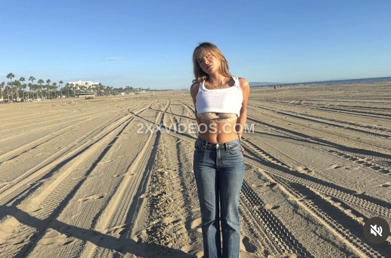 Sarabella Harris photo