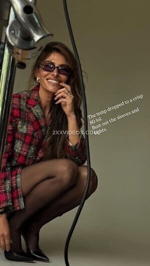 Sarah Shahi Nude Leaked Photo #20