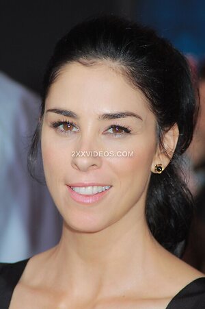 Sarah Silverman Nude Leaked Photo #2