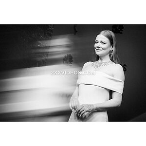 Sarah Snook Nude Leaked Photo #7