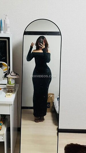 Saw Htar Hnin Nude Leaked Photo #2