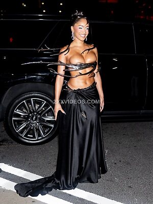 Saweetie photo