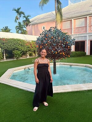 Shawn Johnson photo
