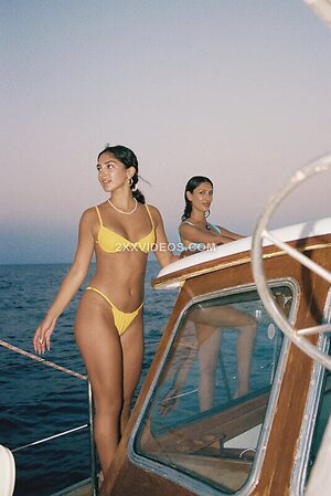 Sheyda Asgary Nude Leaked Photo #38