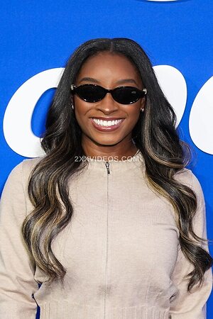 Simone Biles photo