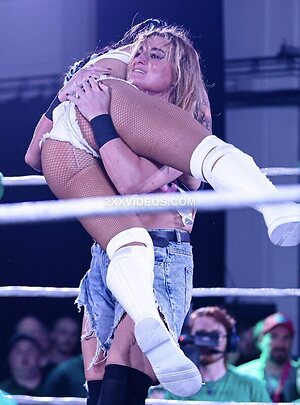 Skye Blue AEW photo