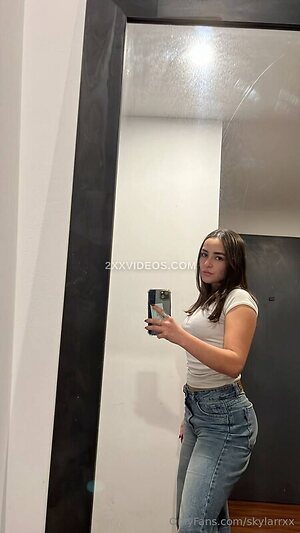 Skylarrxx