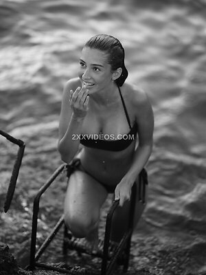 Sophia Symmons photo