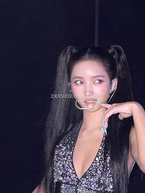Soyeon Nude Leaked Photo #5