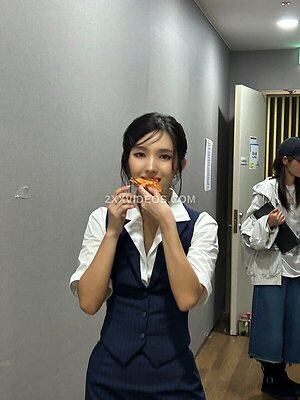 Soyeon photo